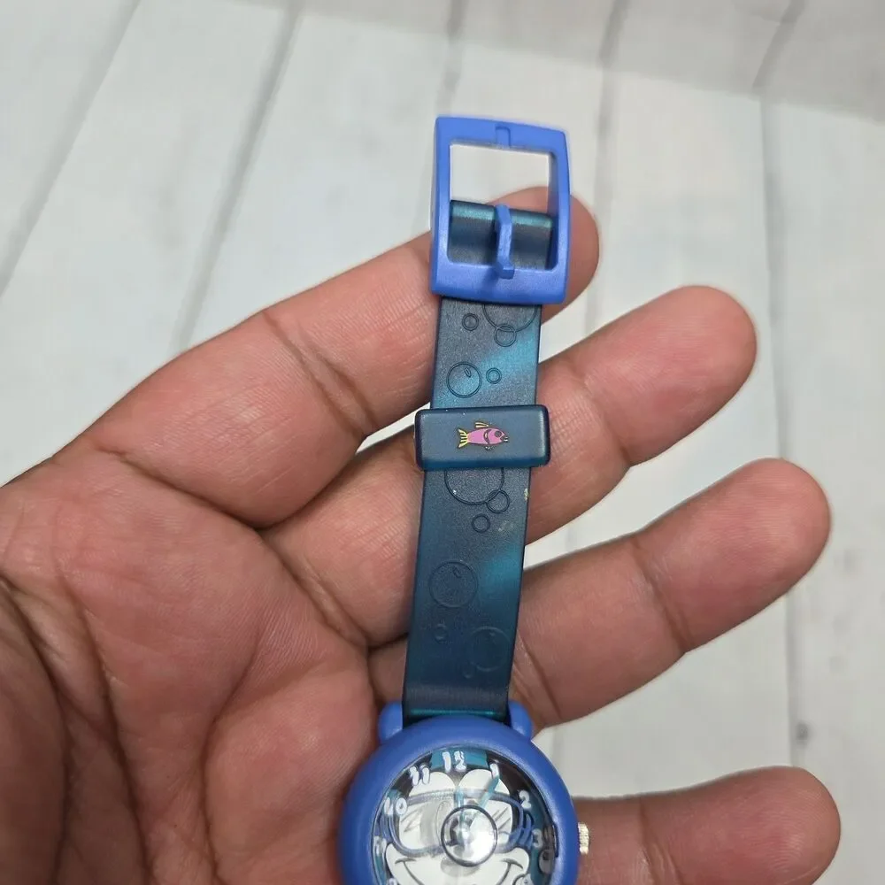 Disney Vintage Kids Timex Mickey Bubble Watch Analog Blue Fish Bowl RARE